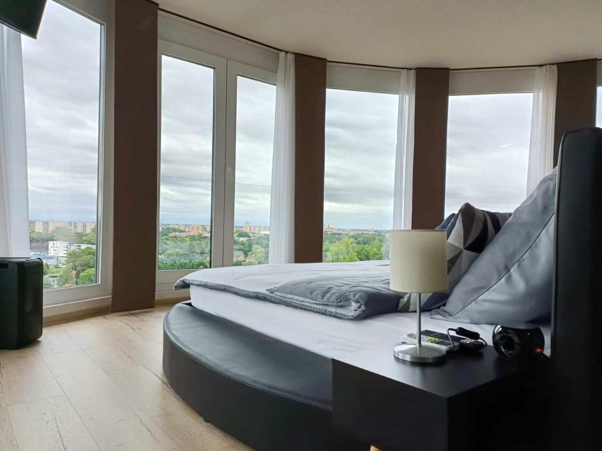 West Panorama Penthouse - Apartment With A Fantastic View Of The City Szombathely Esterno foto