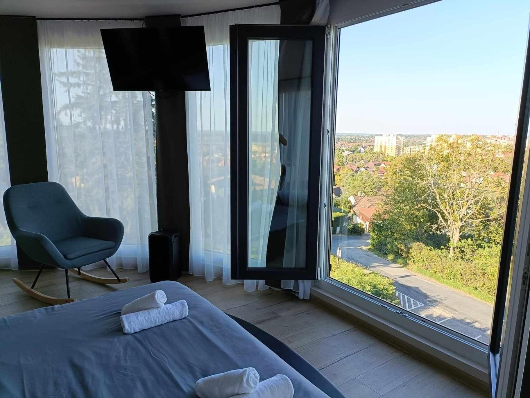 West Panorama Penthouse - Apartment With A Fantastic View Of The City Szombathely Esterno foto